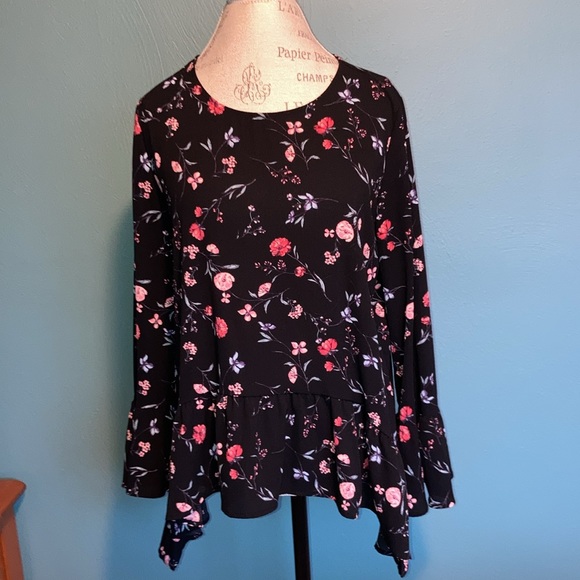 Gibson Floral Blouse - Picture 1 of 6